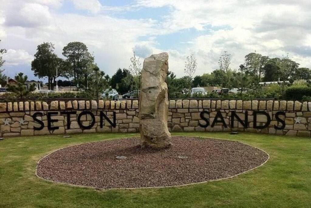 Setons Getaway Apartment Port Seton ภายนอก รูปภาพ